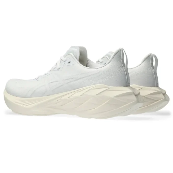 Novablast 4 «White Beige» Novablast 4 «White Beige»