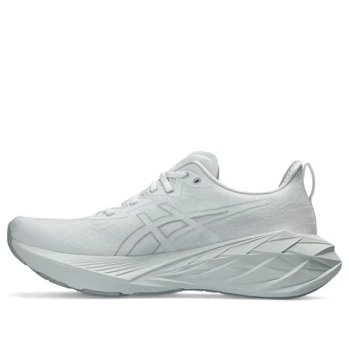 Novablast 4 «White Pale Mint»