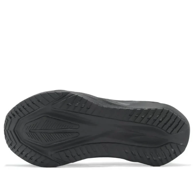 Novablast 5 2E Wide «Black Carrier Grey»