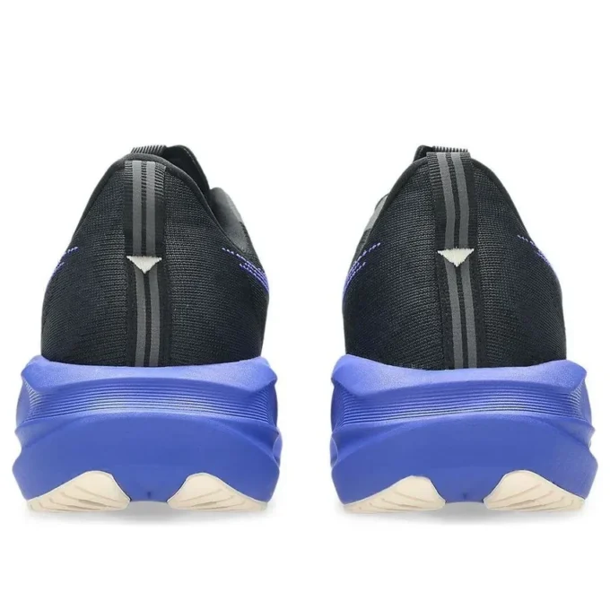 Novablast 5 2E Wide «Black Cobalt Burst»