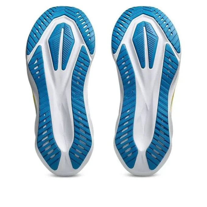 Novablast 5 2E Wide «Gravel White»