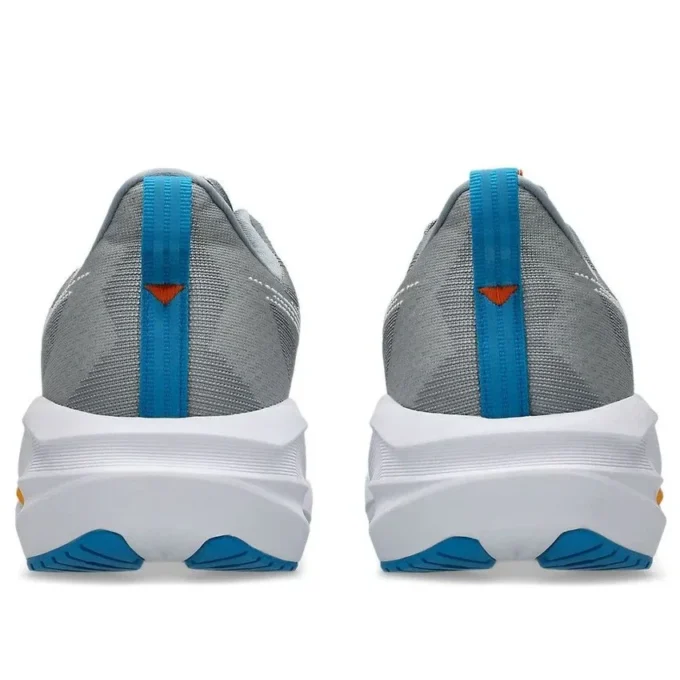 Novablast 5 2E Wide «Gravel White»