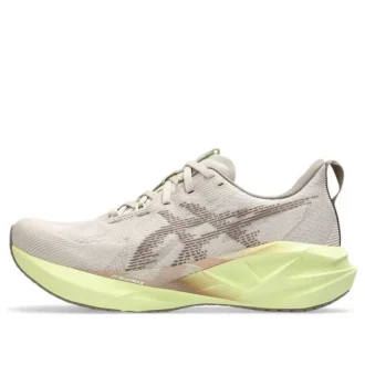 Novablast 5 «Mineral Beige Taupe Grey»