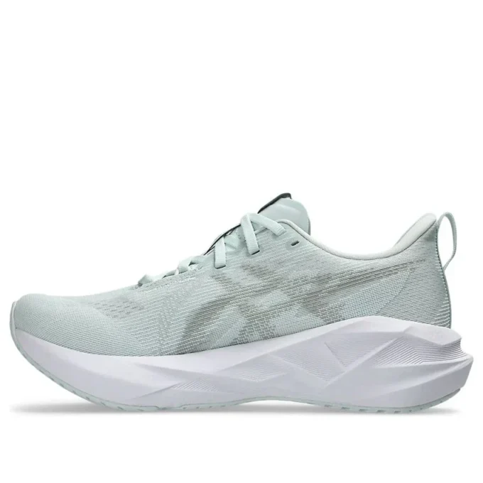 Novablast 5 «Pure Aqua Seal Grey»