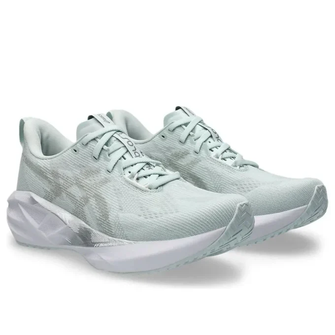 Novablast 5 «Pure Aqua Seal Grey»