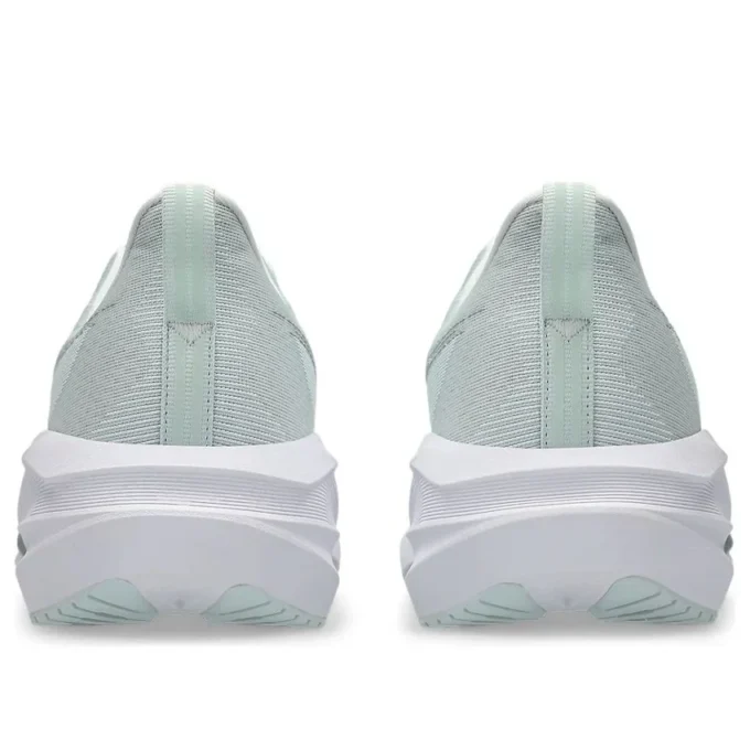 Novablast 5 «Pure Aqua Seal Grey»