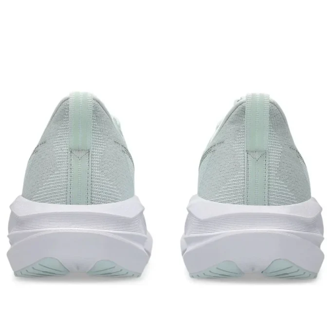 Novablast 5 «Pure Aqua Seal Grey»