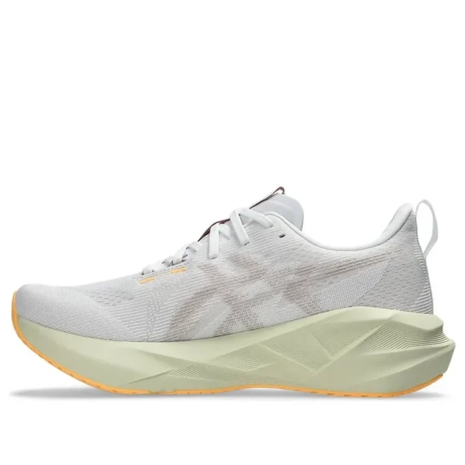 Novablast 5 «White Fawn»