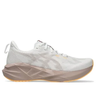 Novablast 5 Wide «White Fawn»