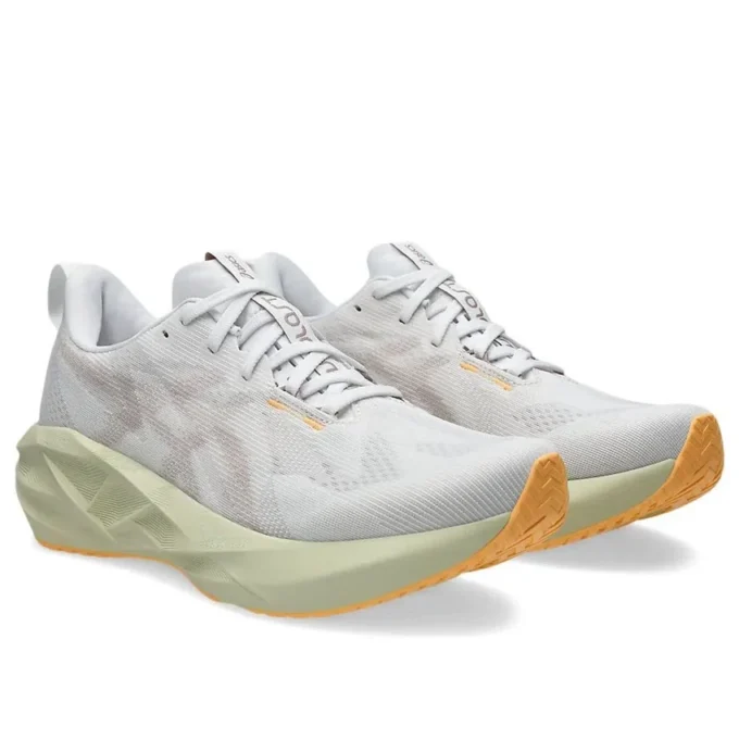 Novablast 5 «White Fawn»