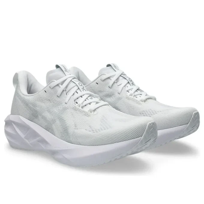 Novablast 5 «White Piedmont Grey»