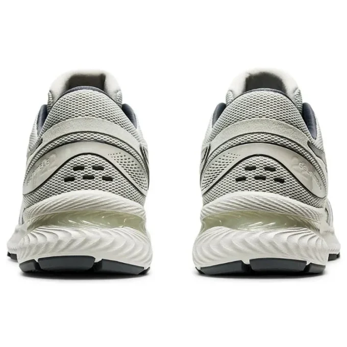 Reigning Champ x Gel-Nimbus 22 «Paris Edition» Reigning Champ x Gel-Nimbus 22 «Paris Edition»